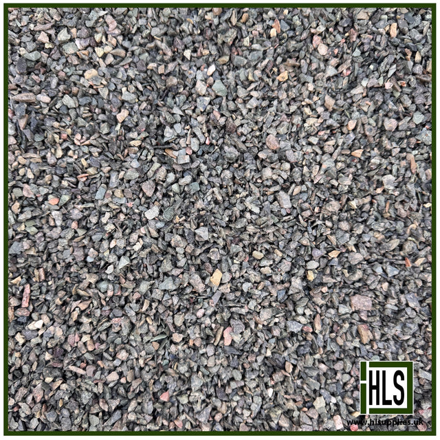 HLSupplies 2-6mm clean granite grit for block paving and artificial grass bedding. Grey and pinkish-brown aggregate.